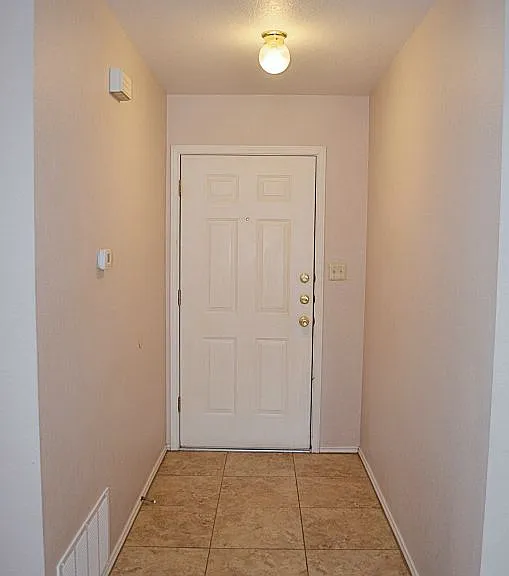 3006 Gus Dr — Photo 3