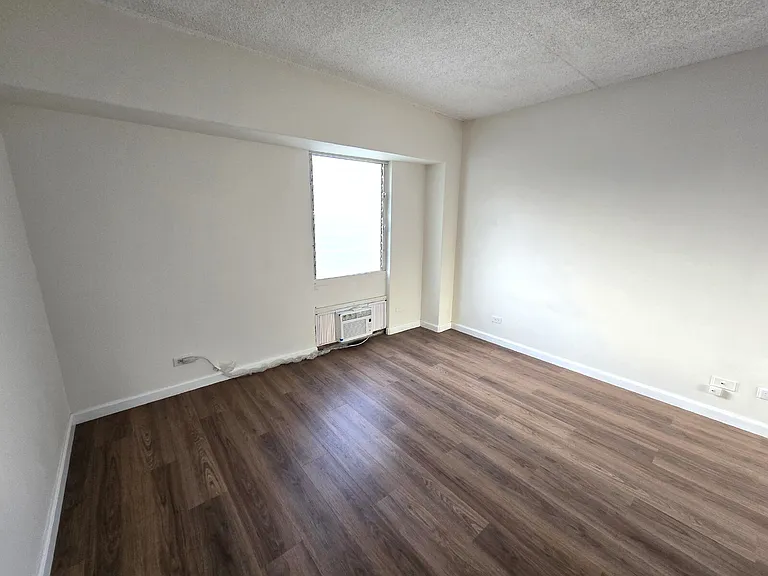 430 Keoniana St #514 — Photo 12