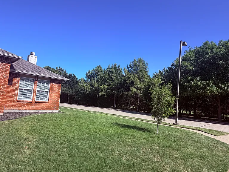 1700 White Rock Ct — Photo 2