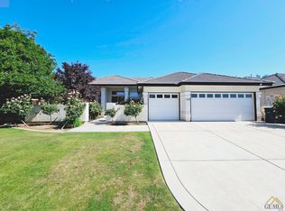 12802 Montbatten Pl, Bakersfield, CA 93312