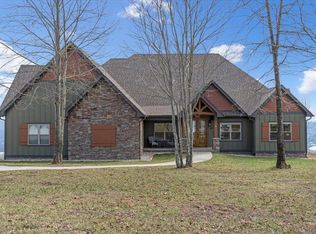 130 Hovering Hawk Dr #RB-44, Jasper, TN 37347