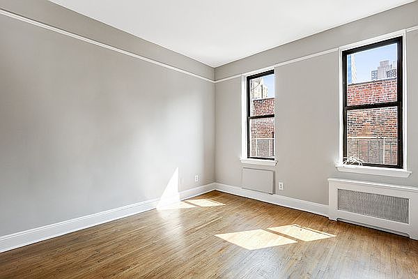 1st image of 1582 1st Ave APT 4B
