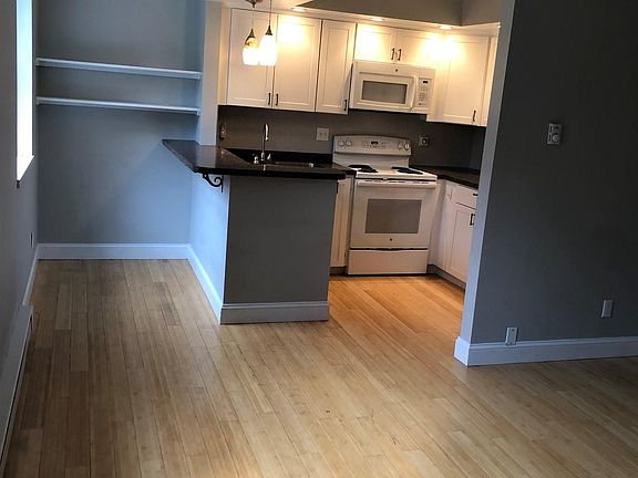 4th image of 161 Regent St APT 16