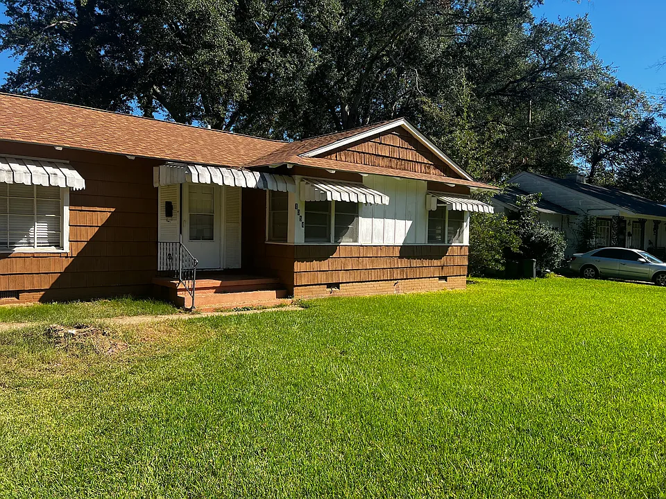 1054 Voorhees Ave