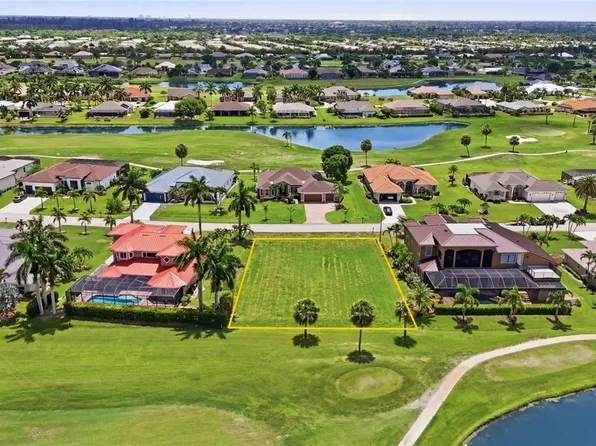 11909 Princess Grace Ct, Cape Coral, FL 33991
