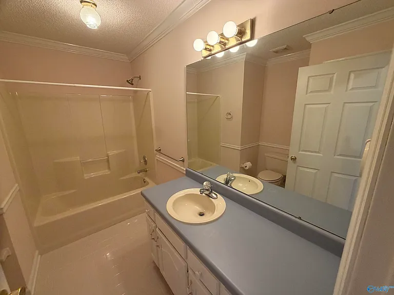 701 Rigel Dr SW — Photo 41