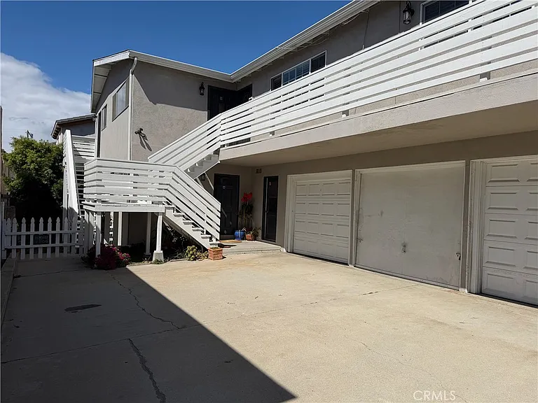 2617 Rockefeller Ln #C — Photo 26