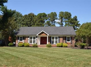 8811 Touchstone Ln, Charlotte, NC 28227