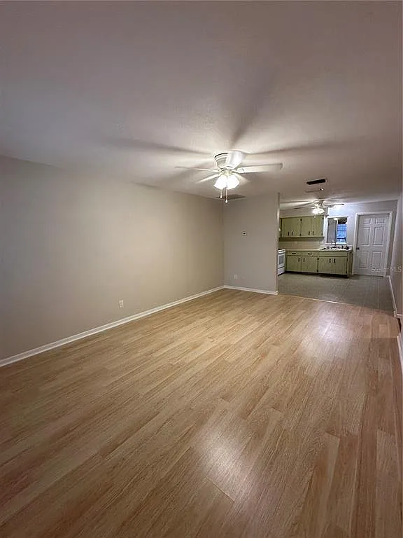 2 bed, 2.0 bath, 1029 sqft, $1,200 — Photo 3
