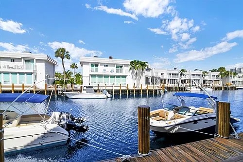 1035 Boca Cove Ln Photo 1