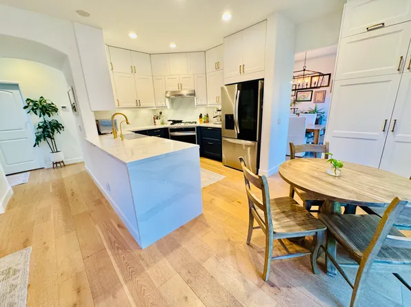 (undisclosed Address), Thousand Oaks, CA 91320