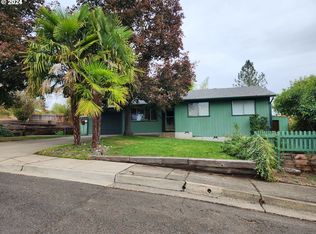441 NW Susan Ave, Winston, OR 97496