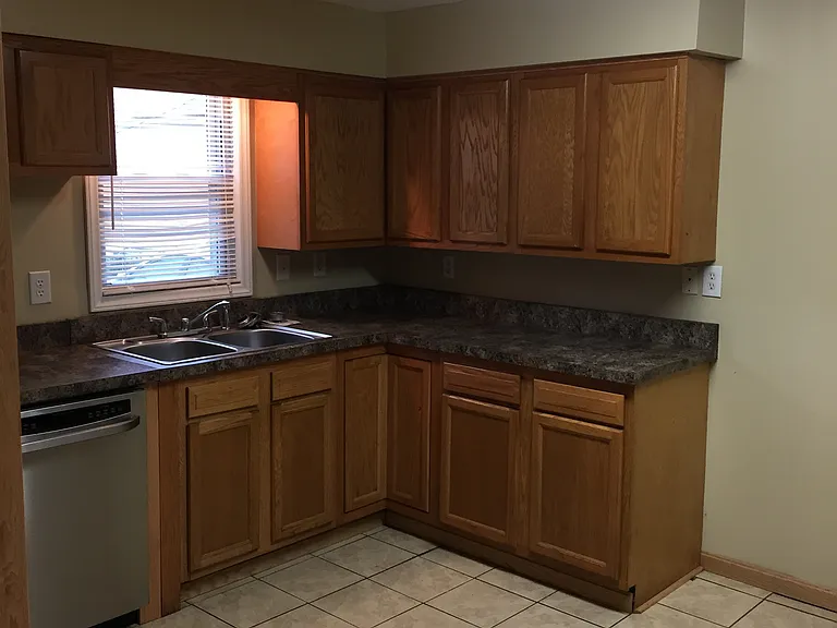 441 58th St SE — Photo 10