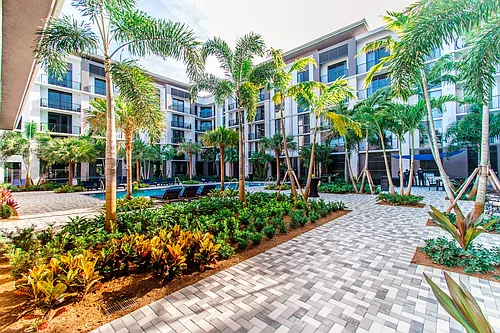 The Point at Palm Beach Gardens Photo 1 The Point at Palm Beach Gardens Photo 1
