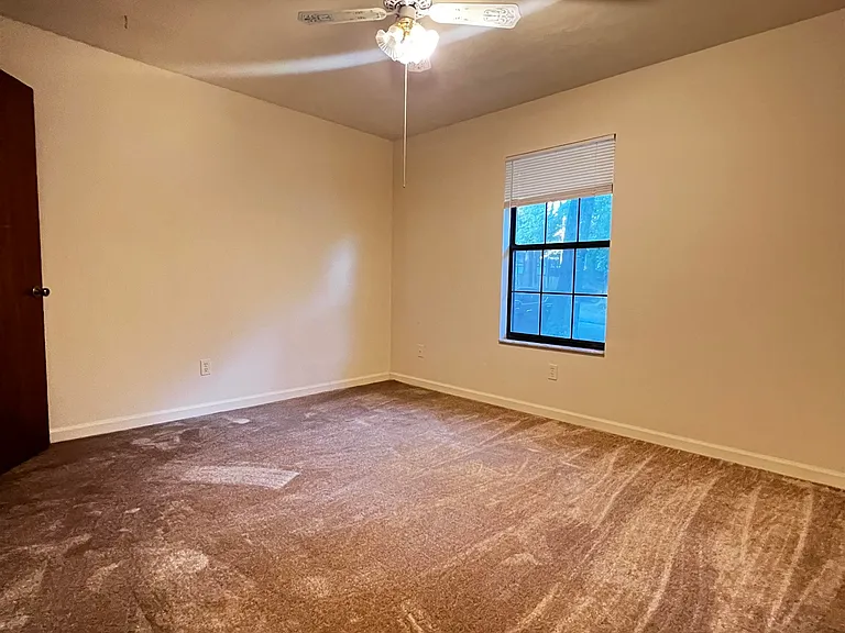 5674 Lumberjack Ln — Photo 4