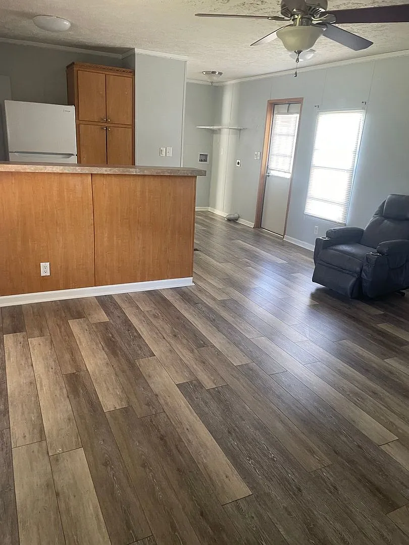 2 Bedroom / 1 Bath Home in Church Hill — Photo 3