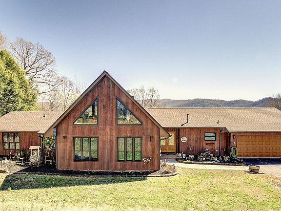 3rd image of 154 Horton Ridge Rd