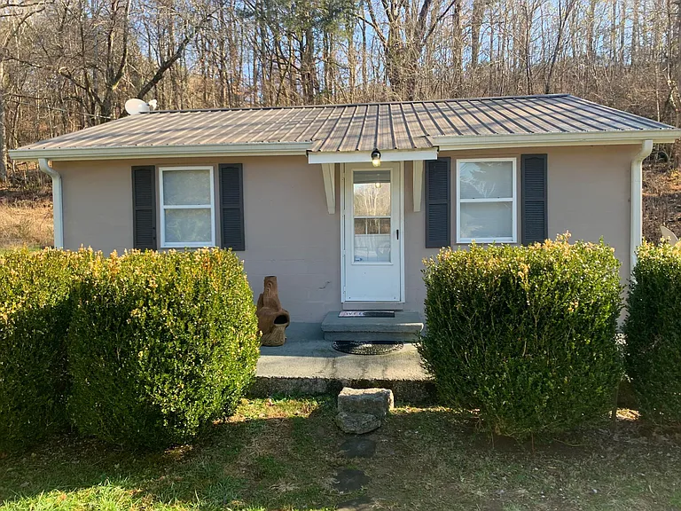 Lynchburg Hwy — Photo 1