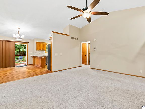 5th image of 7408 S 174th St