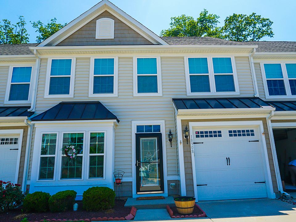 1st image of 18908 Timbercreek Dr
