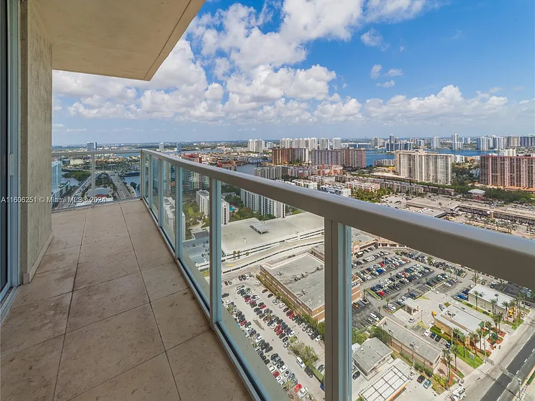 16699 Collins Ave #3707 — Photo 10
