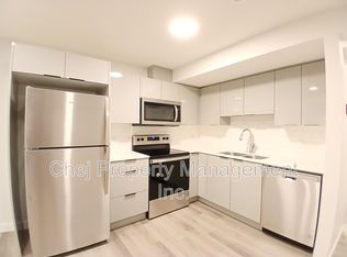3479 Kulay Grn SW, Edmonton, AB T6W 5J7