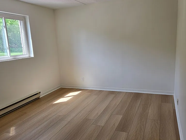 15 Wellington St #124-14 — Photo 10