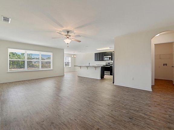 2nd image of 9 Whisperwood Ln