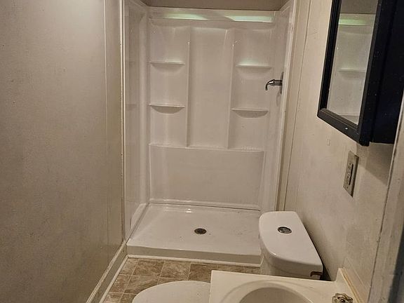 3rd image of 2206 Roosevelt Dr