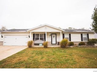 2543 Oak Forest Dr, Troy, MO 63379