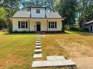 260 Hickory Dr, Tahlequah, OK 74464