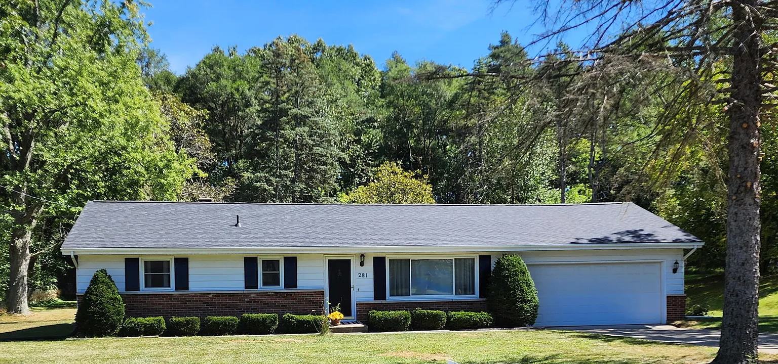 281 Thelma Dr photo 1