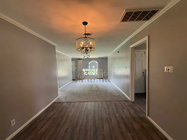 4210 Robertson Blvd — Photo 4