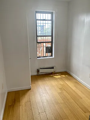 Rented by Capri Jet Realty Corp | media 4