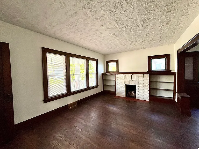 11521 Florian Ave — Photo 6