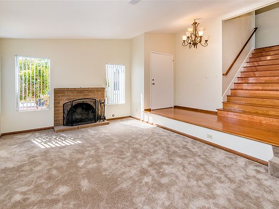 3rd image of 1814 Manzanita Ct