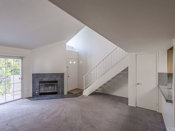 4th image of 24107 Del Monte Dr