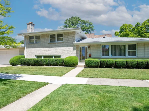 6000 Crain St, Morton Grove, IL 60053