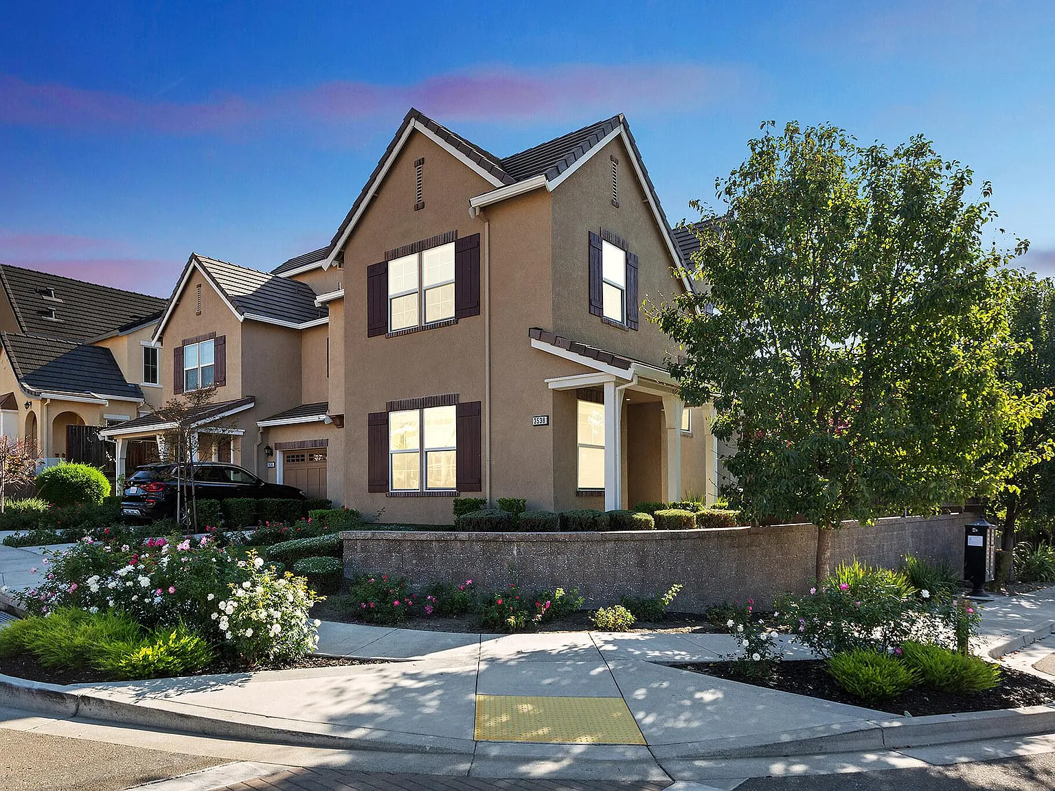 3538 Corsica Ct — Photo 1