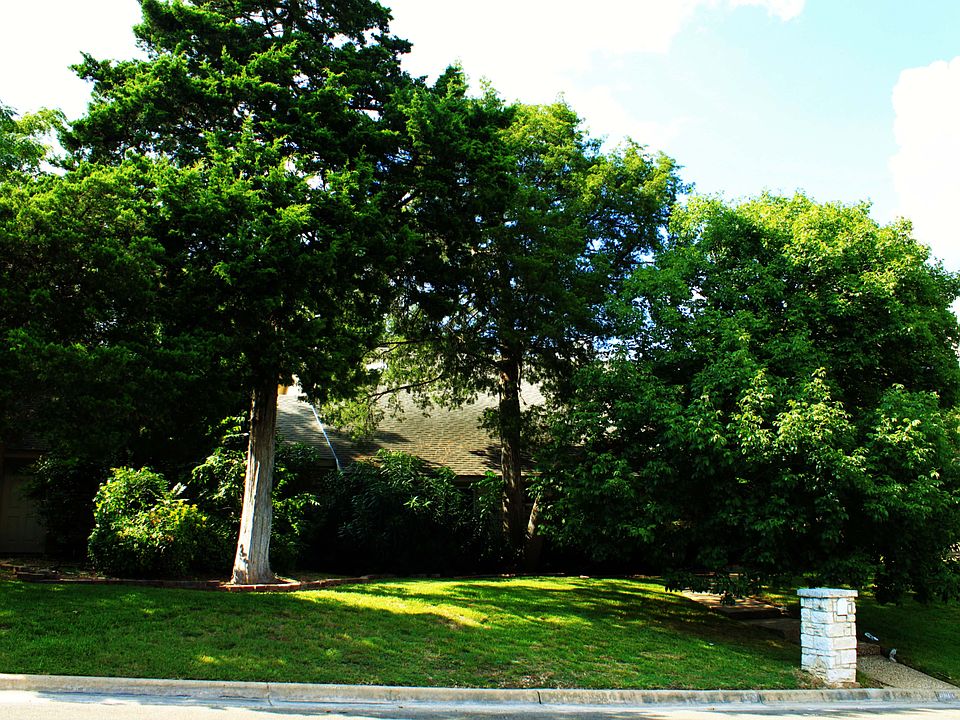 1st image of 10011 Townridge Dr