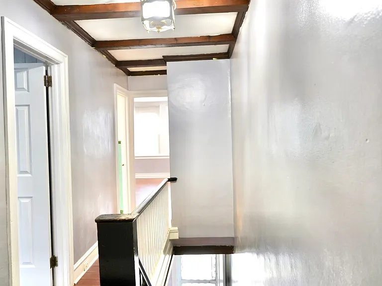 5819 N American St — Photo 12