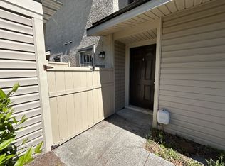 901 Olmstead Dr APT 47, Hinesville, GA 31313