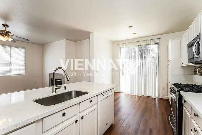 493 Silverhorn Dr — Photo 7