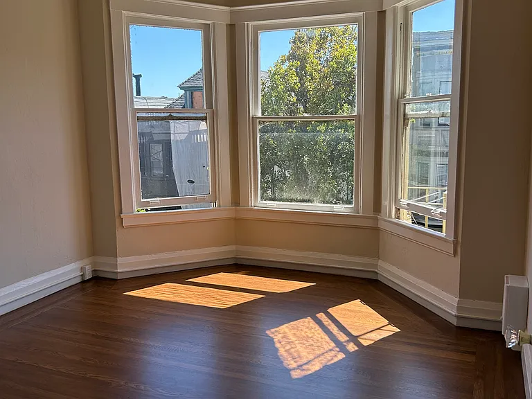 35 Belvedere St #5 — Photo 7