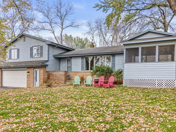 5320 Bartlett Blvd, Mound, MN 55364