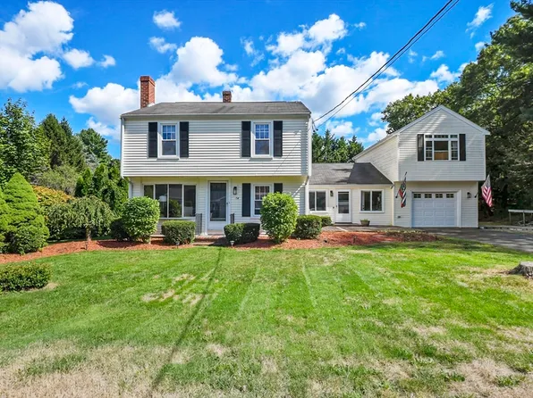 74 Vernon St, Bridgewater, MA 02324