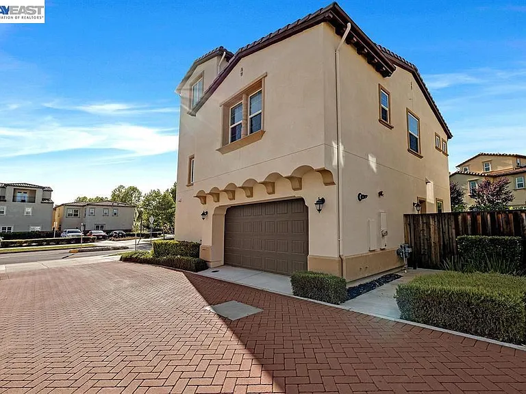 6180 Alpine Blue Dr — Photo 22