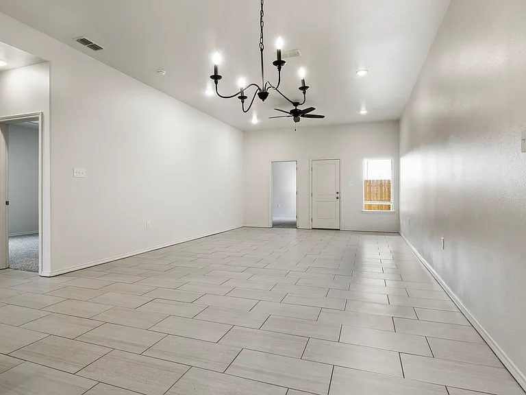 5856 Virginia Ave — Photo 10