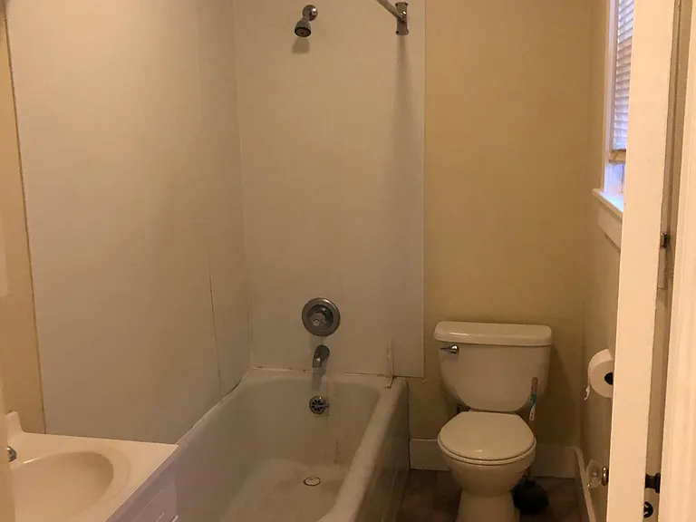 524 S 7th St — Photo 9