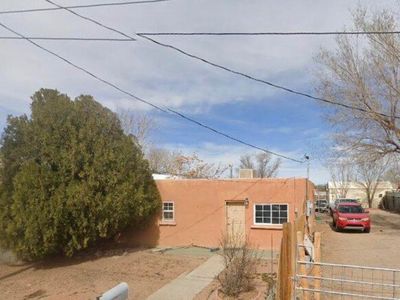 207 Garcia Rd NE, Albuquerque, NM, 87113